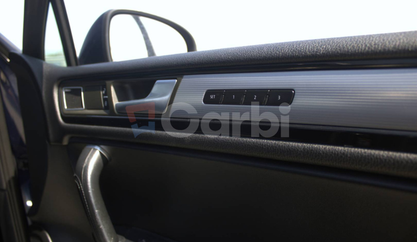 Volkswagen Touareg II 3.0 V6 TDI, 180kw BlueMotion, R-Line, AT8 DSG