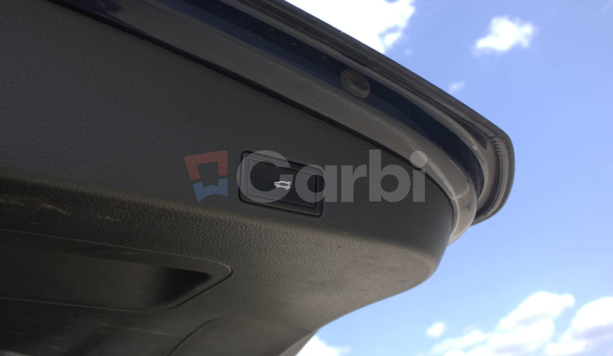 Volkswagen Touareg II 3.0 V6 TDI, 180kw BlueMotion, R-Line, AT8 DSG