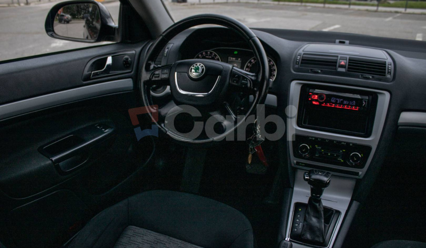 Škoda Octavia Combi 2.0 TDI CR DPF Ambiente DSG