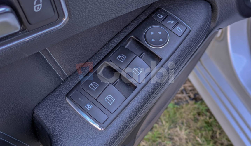 Mercedes-Benz E trieda Sedan 350 CDI BlueTEC Avantgarde 4matic