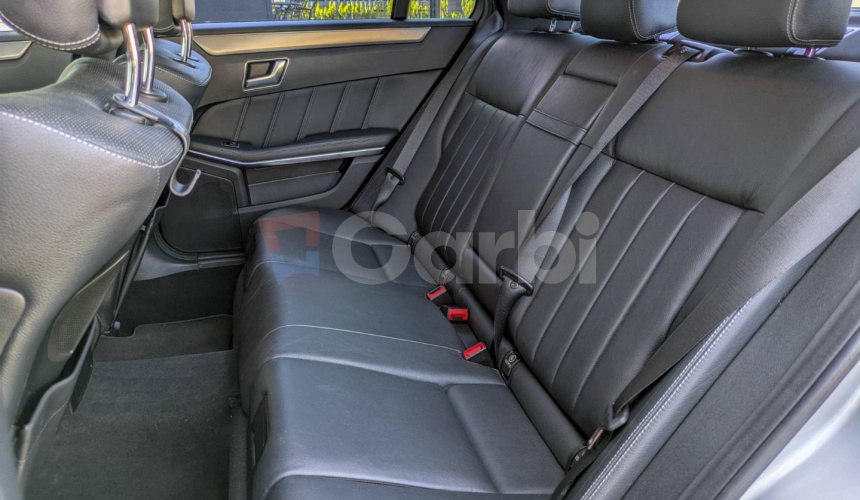 Mercedes-Benz E trieda Sedan 350 CDI BlueTEC Avantgarde 4matic