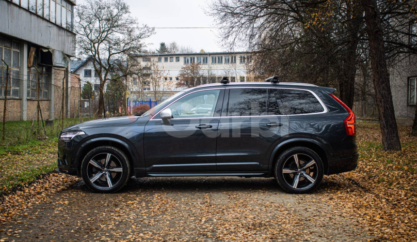 Volvo XC90 D5 235k R-design 7 miestne, plná história, vymenené rozvody, ťažné zariadenie