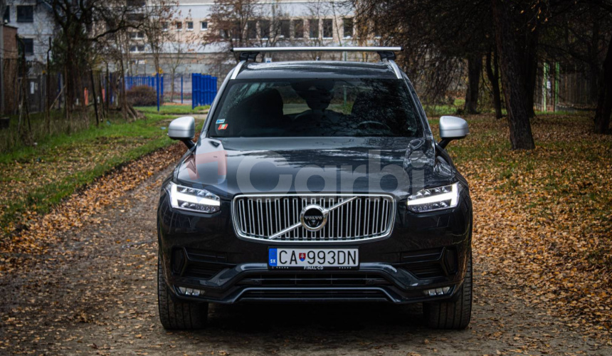 Volvo XC90 D5 235k R-design 7 miestne, plná história, vymenené rozvody, ťažné zariadenie