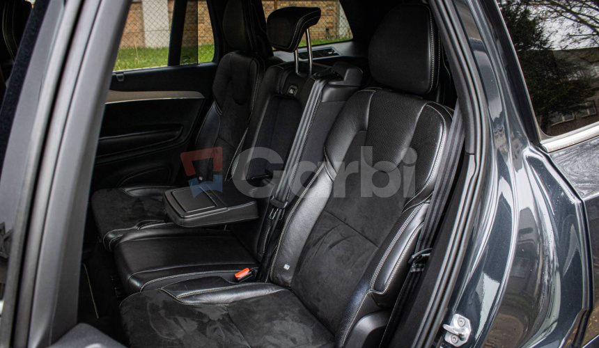 Volvo XC90 D5 235k R-design 7 miestne, plná história, vymenené rozvody, ťažné zariadenie