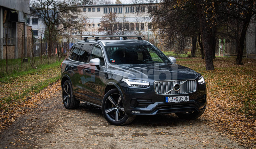 Volvo XC90 D5 235k R-design 7 miestne, plná história, vymenené rozvody, ťažné zariadenie