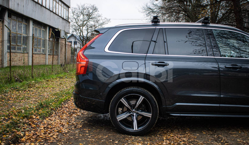 Volvo XC90 D5 235k R-design 7 miestne, plná história, vymenené rozvody, ťažné zariadenie