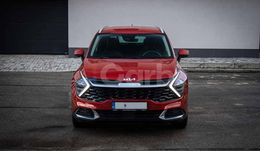 KIA Sportage 1.6 T-GDi 7DCT Platinum, 1. majiteľ, nelakované, park pack, ťažné, záruka