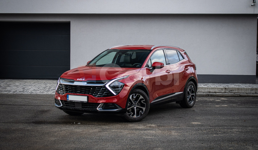 KIA Sportage 1.6 T-GDi 7DCT Platinum, 1. majiteľ, nelakované, park pack, ťažné, záruka