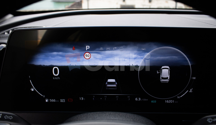 KIA Sportage 1.6 T-GDi 7DCT Platinum, 1. majiteľ, nelakované, park pack, ťažné, záruka