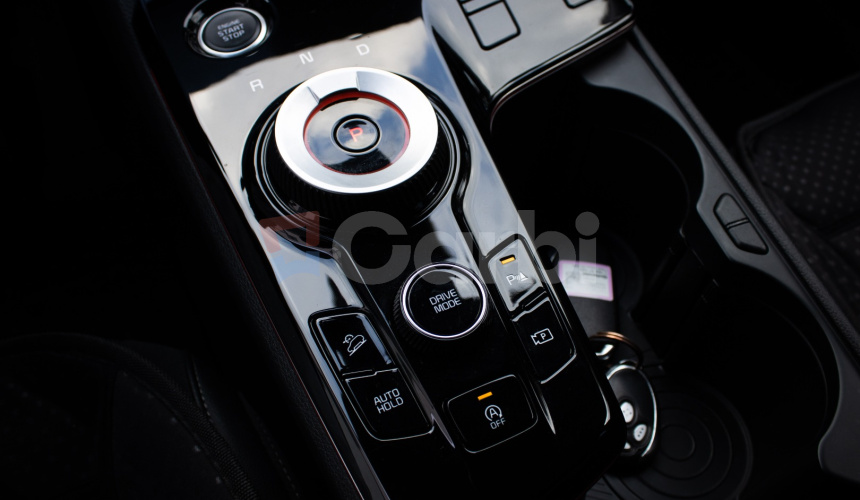 KIA Sportage 1.6 T-GDi 7DCT Platinum, 1. majiteľ, nelakované, park pack, ťažné, záruka