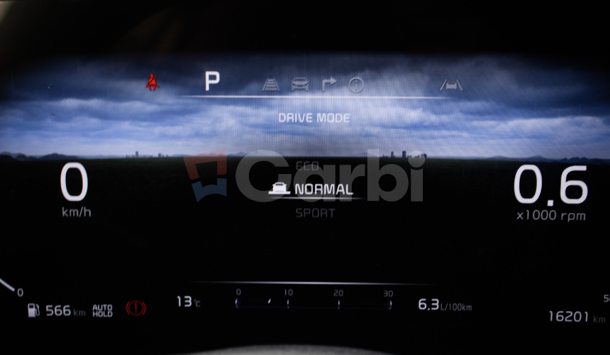 KIA Sportage 1.6 T-GDi 7DCT Platinum, 1. majiteľ, nelakované, park pack, ťažné, záruka