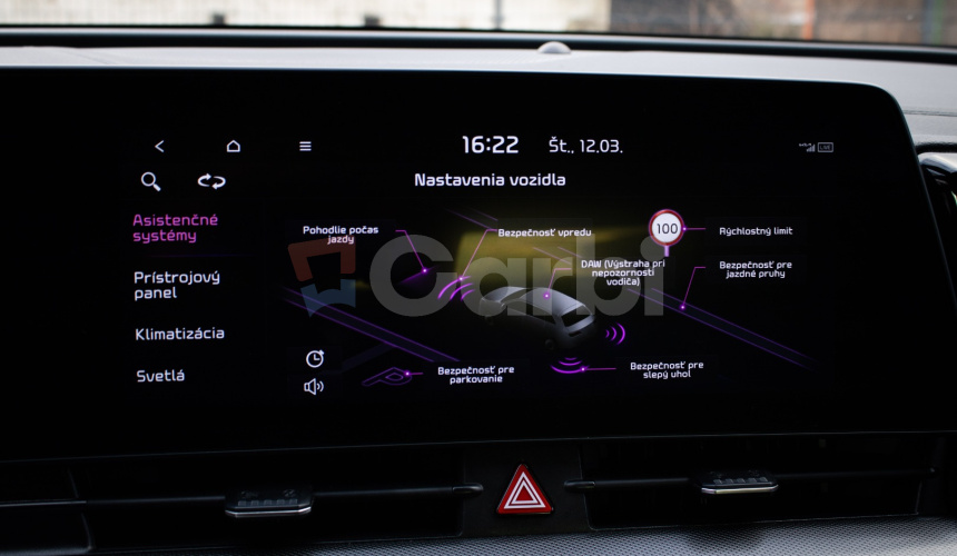 KIA Sportage 1.6 T-GDi 7DCT Platinum, 1. majiteľ, nelakované, park pack, ťažné, záruka