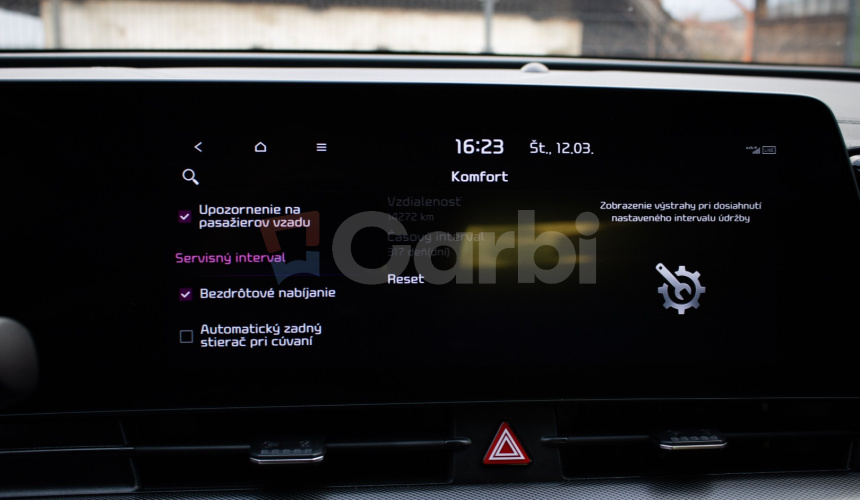 KIA Sportage 1.6 T-GDi 7DCT Platinum, 1. majiteľ, nelakované, park pack, ťažné, záruka