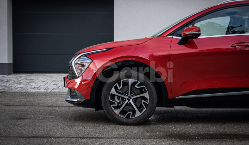 KIA Sportage 1.6 T-GDi 7DCT Platinum, 1. majiteľ, nelakované, park pack, ťažné, záruka