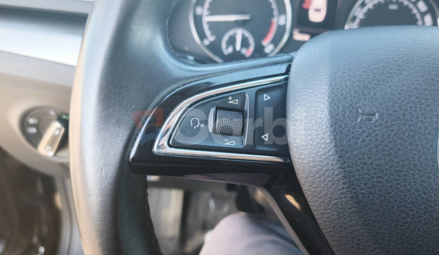 Škoda Superb 1.6 TDI Active