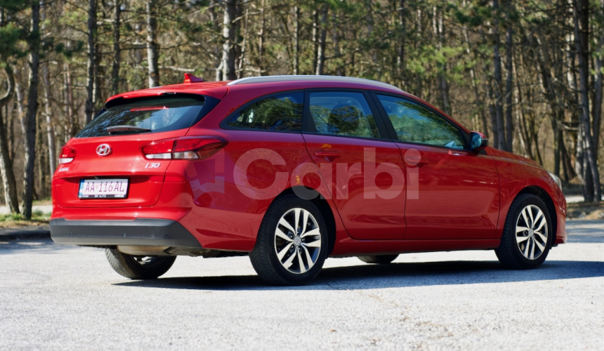 Hyundai i30 CW 1.4i Family