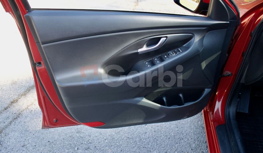 Hyundai i30 CW 1.4i Family