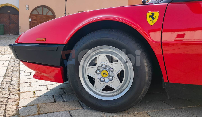 Ferrari Mondial Quattrovalvole, 173 kW, 3d, 5M