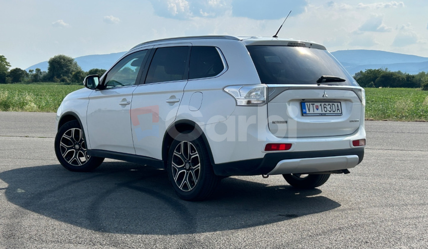 Mitsubishi Outlander 2.2 4x4 7-miestne