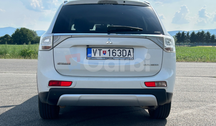 Mitsubishi Outlander 2.2 4x4 7-miestne