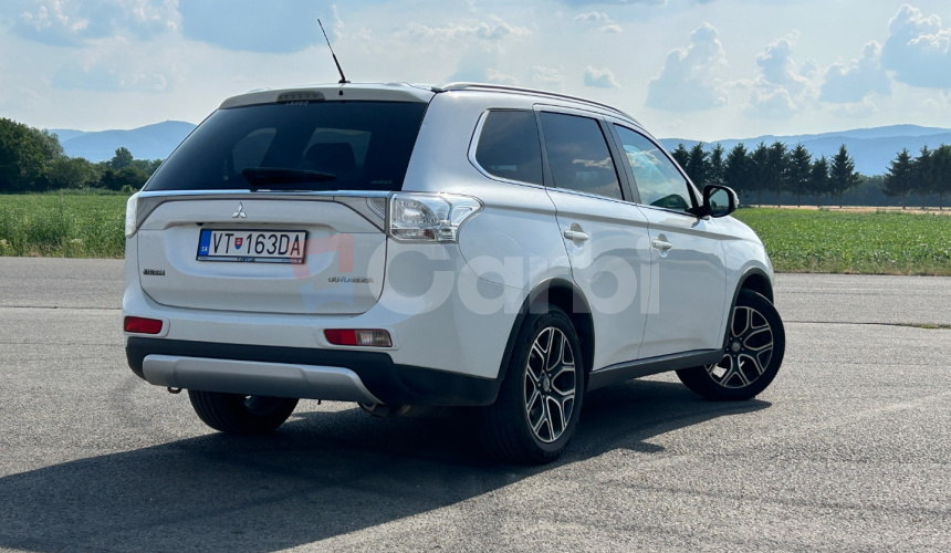Mitsubishi Outlander 2.2 4x4 7-miestne