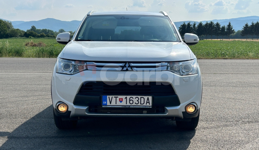 Mitsubishi Outlander 2.2 4x4 7-miestne