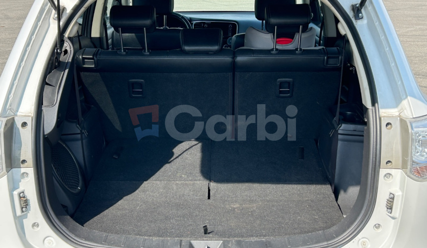 Mitsubishi Outlander 2.2 4x4 7-miestne