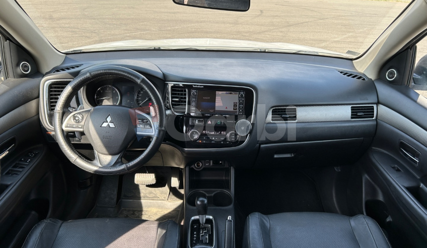 Mitsubishi Outlander 2.2 4x4 7-miestne
