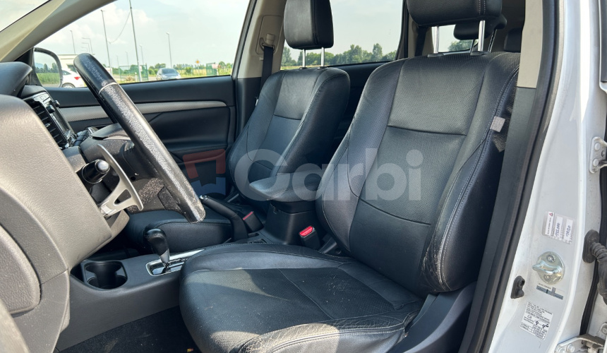 Mitsubishi Outlander 2.2 4x4 7-miestne