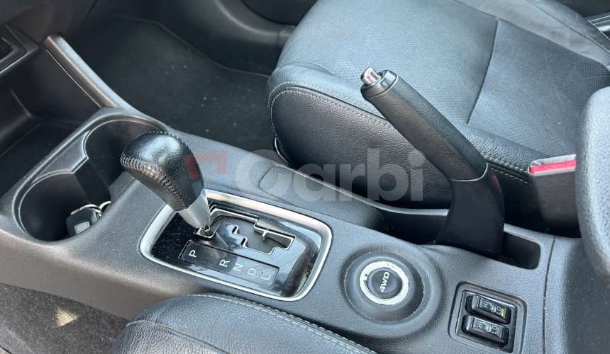 Mitsubishi Outlander 2.2 4x4 7-miestne