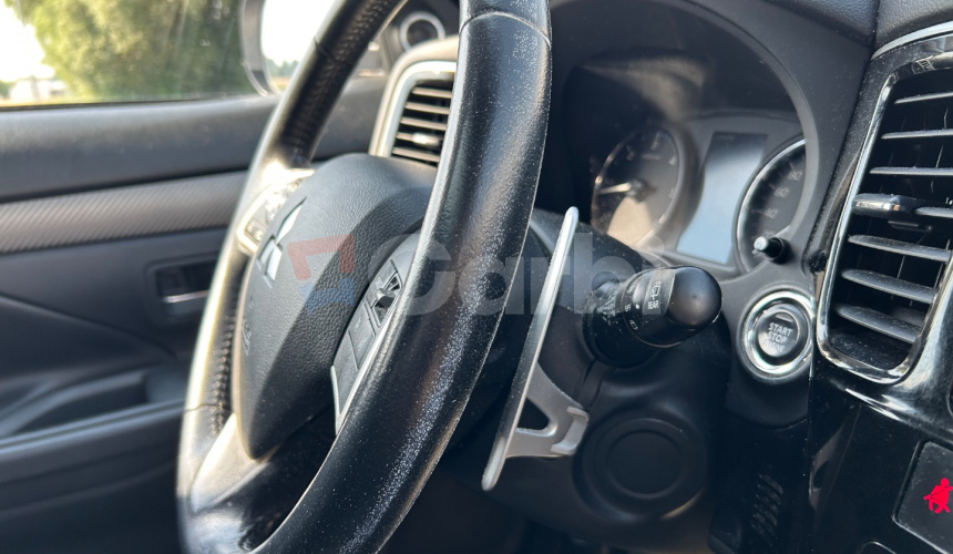 Mitsubishi Outlander 2.2 4x4 7-miestne