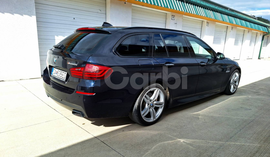 BMW Rad 5 Touring M550d xDrive MPacket, nové rozvody, po veľkom servise v krásnom stave, nová S