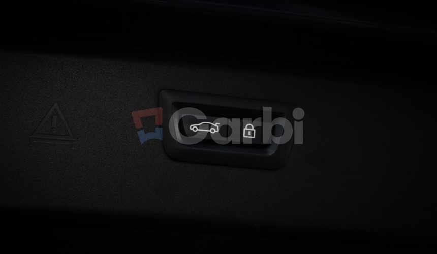 BMW Rad 5 Touring M550d xDrive MPacket, nové rozvody, po veľkom servise v krásnom stave, nová S