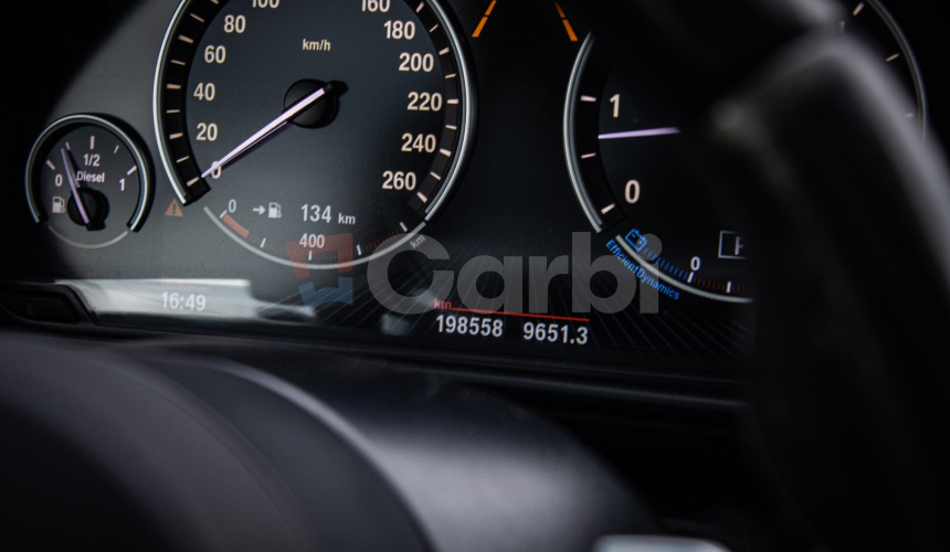 BMW Rad 5 Touring M550d xDrive MPacket, nové rozvody, po veľkom servise v krásnom stave, nová S