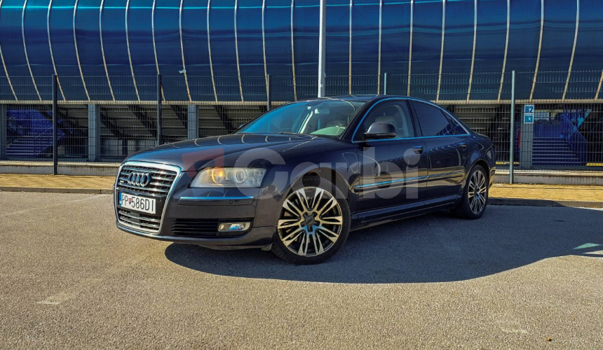Audi A8 4.2 FSI V8 quattro tiptronic