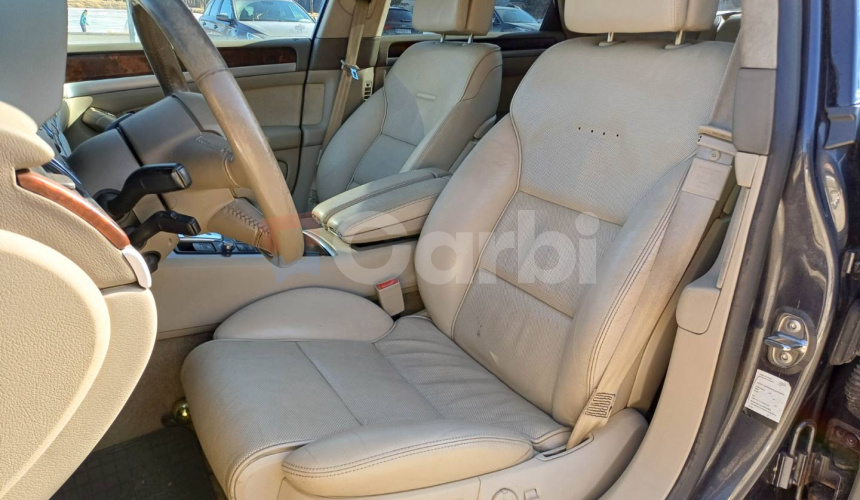 Audi A8 4.2 FSI V8 quattro tiptronic