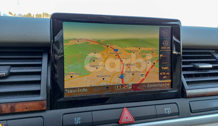 Audi A8 4.2 FSI V8 quattro tiptronic