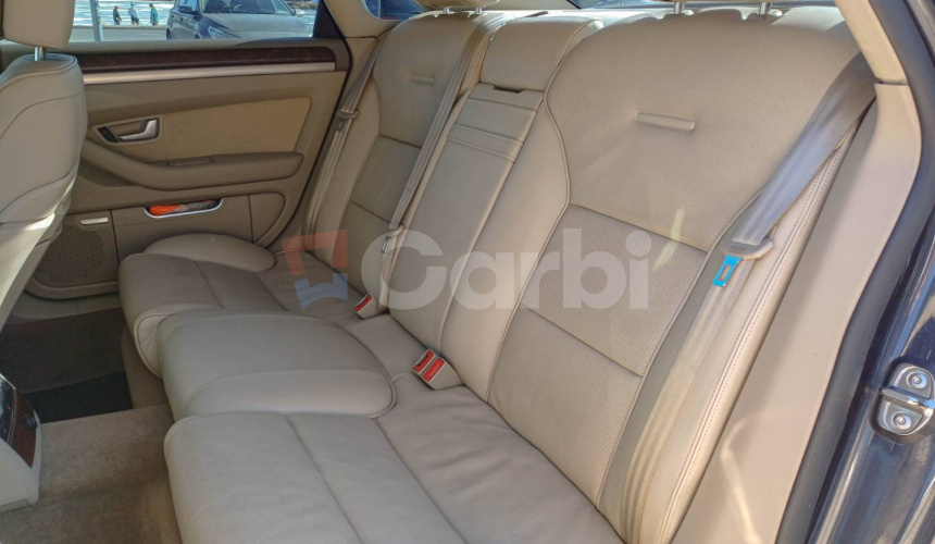 Audi A8 4.2 FSI V8 quattro tiptronic