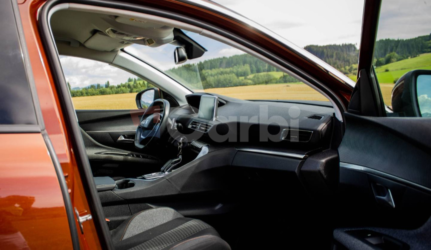Peugeot 3008 1.6 BlueHDi 120 S&S Allure EAT6
