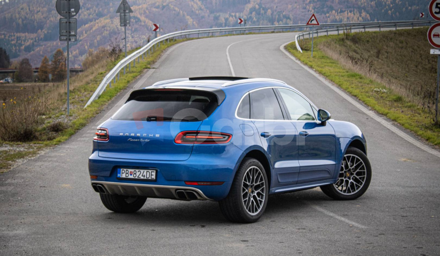 Porsche Macan Turbo PDK, Sport Chrono pack, Vzduchový podvozok, Panoráma, odpočet DPH