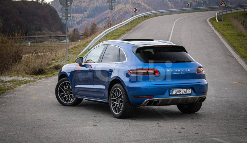 Porsche Macan Turbo PDK, Sport Chrono pack, Vzduchový podvozok, Panoráma, odpočet DPH