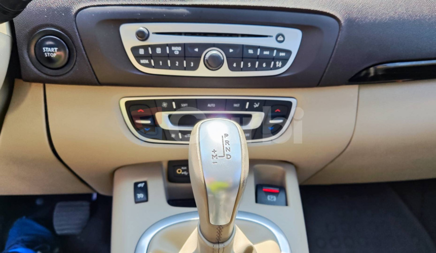 Renault Mégane Scénic III 1.6 16V CVT | 103 PS | r.v. 2011 | TOP výbava