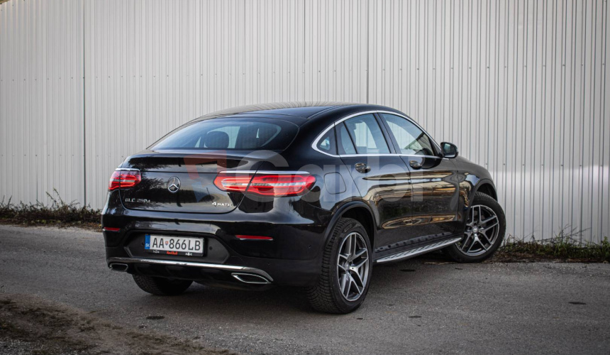 Mercedes-Benz GLC Kupé coupé 250d 4Matic AMG, Vzduch, Kamera, Autorizovaný servis, MB connect