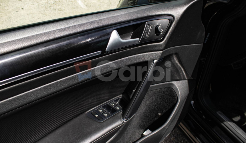 Volkswagen Golf Variant R 2.0 TSI BMT Highline 4MOTION DSG