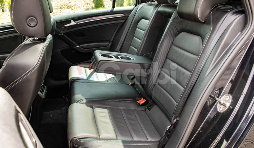 Volkswagen Golf Variant R 2.0 TSI BMT Highline 4MOTION DSG