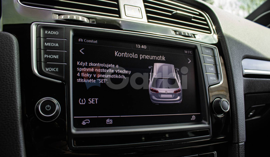 Volkswagen Golf Variant R 2.0 TSI BMT Highline 4MOTION DSG
