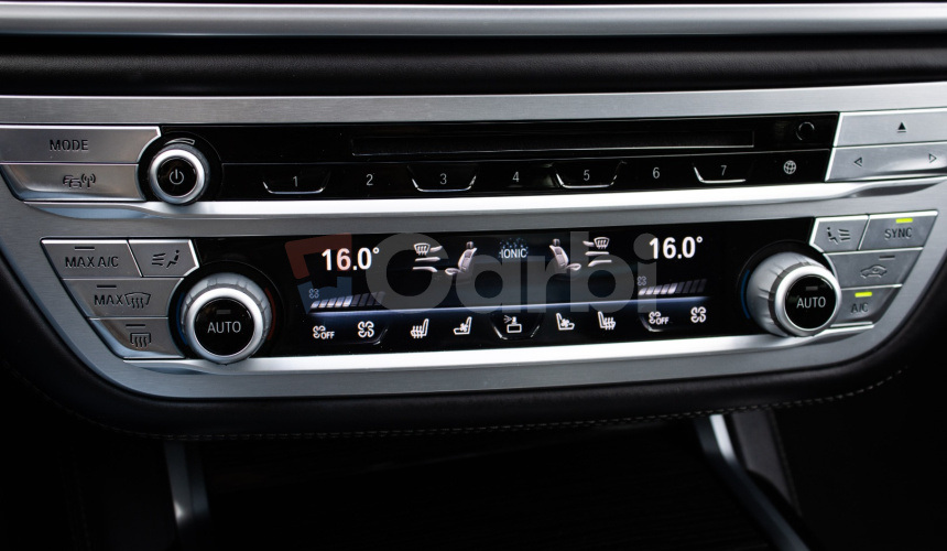 BMW M760Li xDrive, Msport, Webasto, Panoráma, Laser, 4x masáž, TV, super stav
