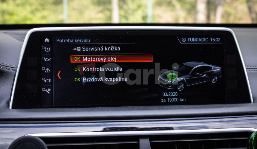 BMW M760Li xDrive, Msport, Webasto, Panoráma, Laser, 4x masáž, TV, super stav