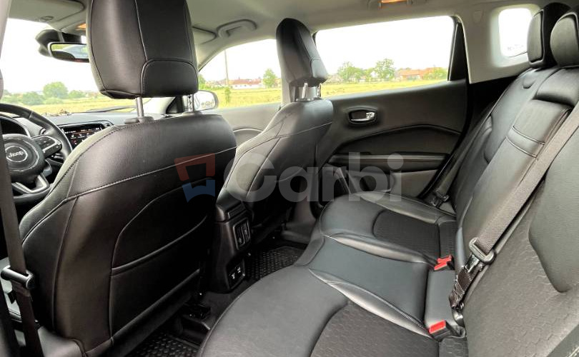 Jeep Compass 1.3 TURBO 150 Night Eagle
