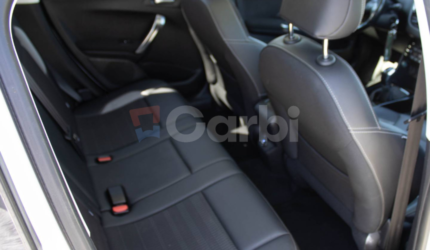 Peugeot 2008 1.6 BlueHDi 100 Allure